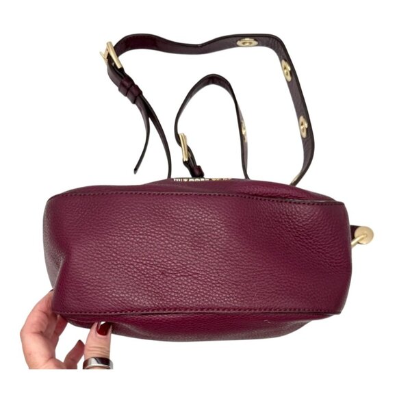 Michael Kors Raven Medium Messenger Bag in Plum - Picture 7 of 7